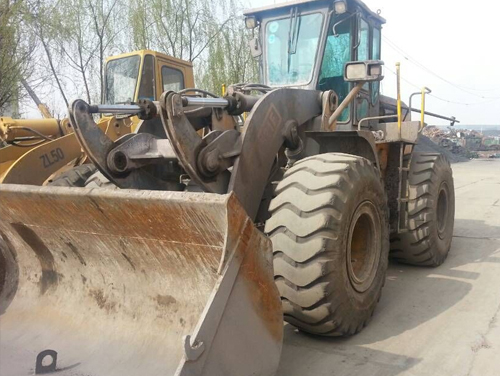 廢舊工程車回收2